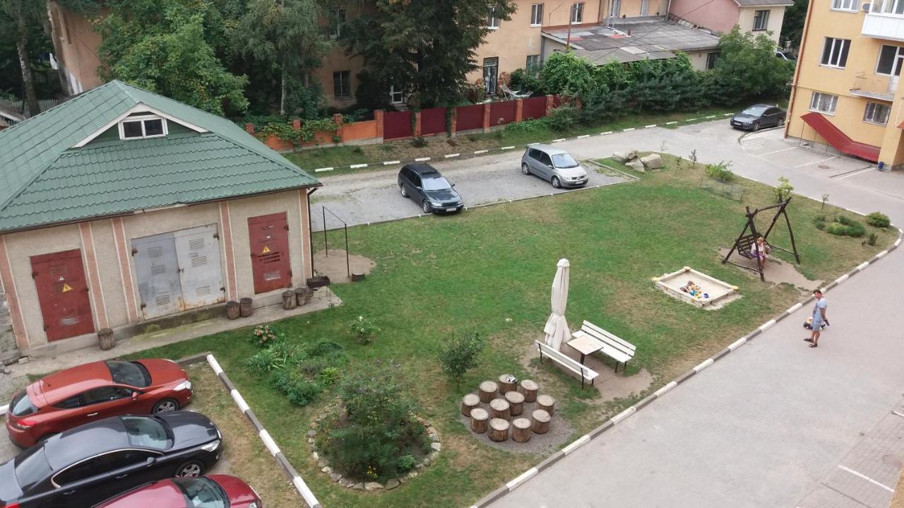 3-К Квартира Διαμέρισμα Ιβανό-Φρανκίβσκ Εξωτερικό φωτογραφία
